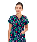 Scrub Life Print Scrub Top V Neck 2 Pocket Half Sleeve in Poplin Fabric 35% Cotton 65% Polyester
